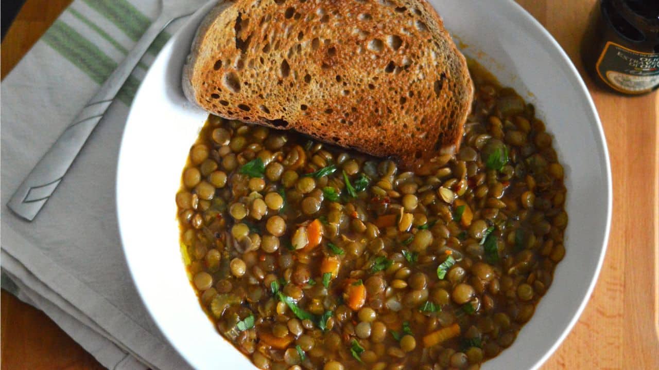 12 Healthy Foods That Can Speed Up Muscle Gain 7 Lentil Soup