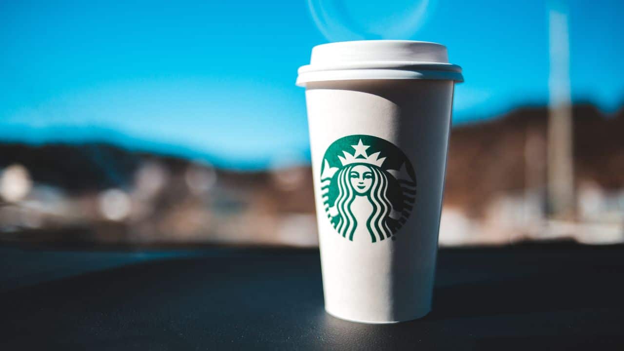 9 Everyday Foods That Quietly Add Hundreds of Calories 2 Starbucks coffee
